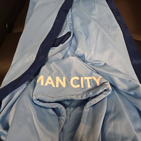 Manchester City sweatshirt - Picture 4 of 7